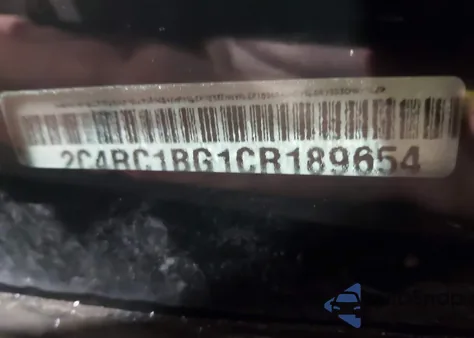 2012 Chrysler Town & Country Touring z USA, uszkodzony, nr VIN 2C4RC1BG1CR189654